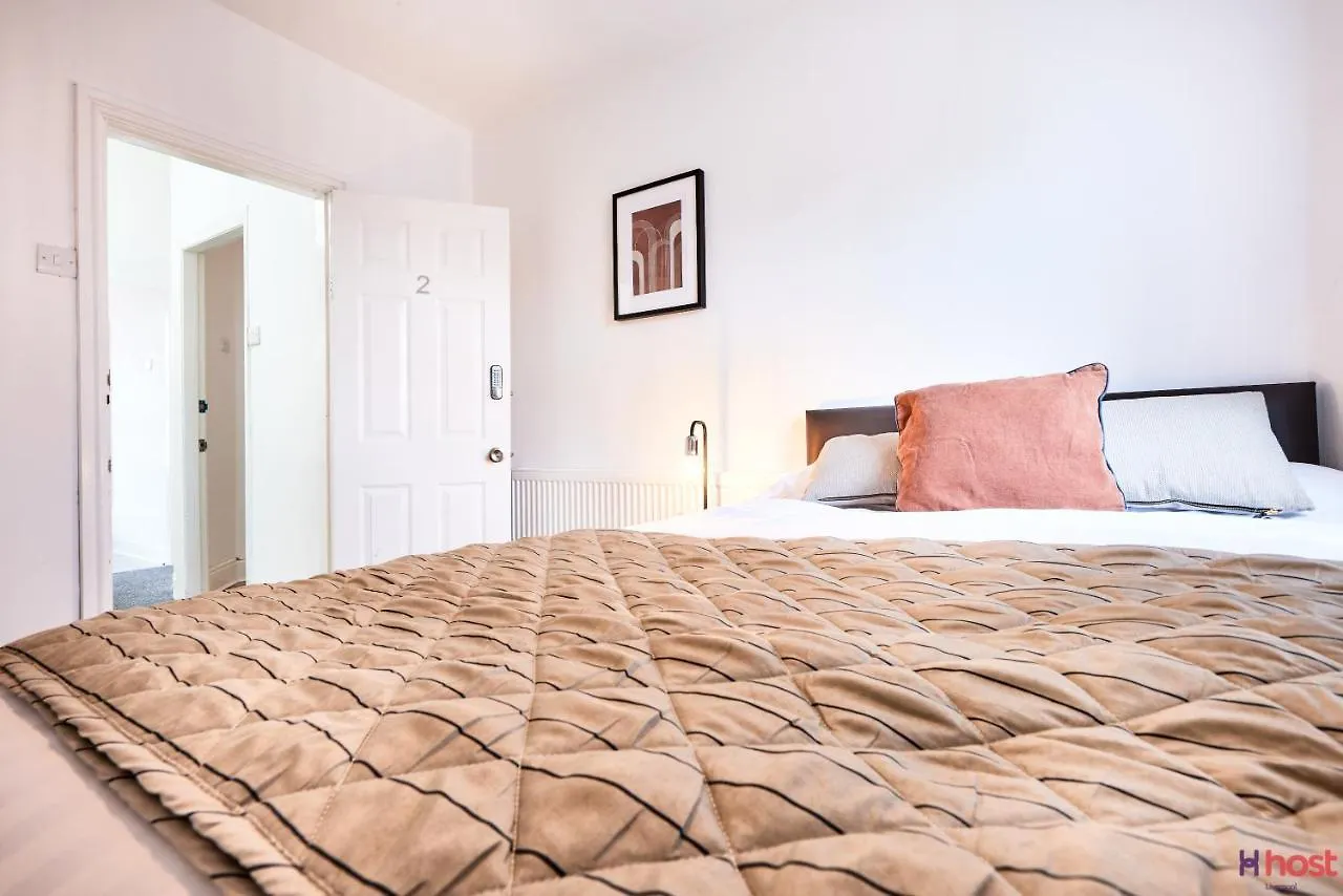 Host Liverpool - Rooms In Spacious Coliving And Coworking Home With Garden Homestay