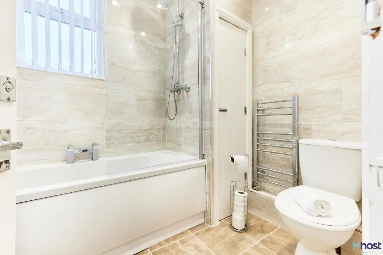 Host Liverpool - Rooms In Spacious Coliving And Coworking Home With Garden