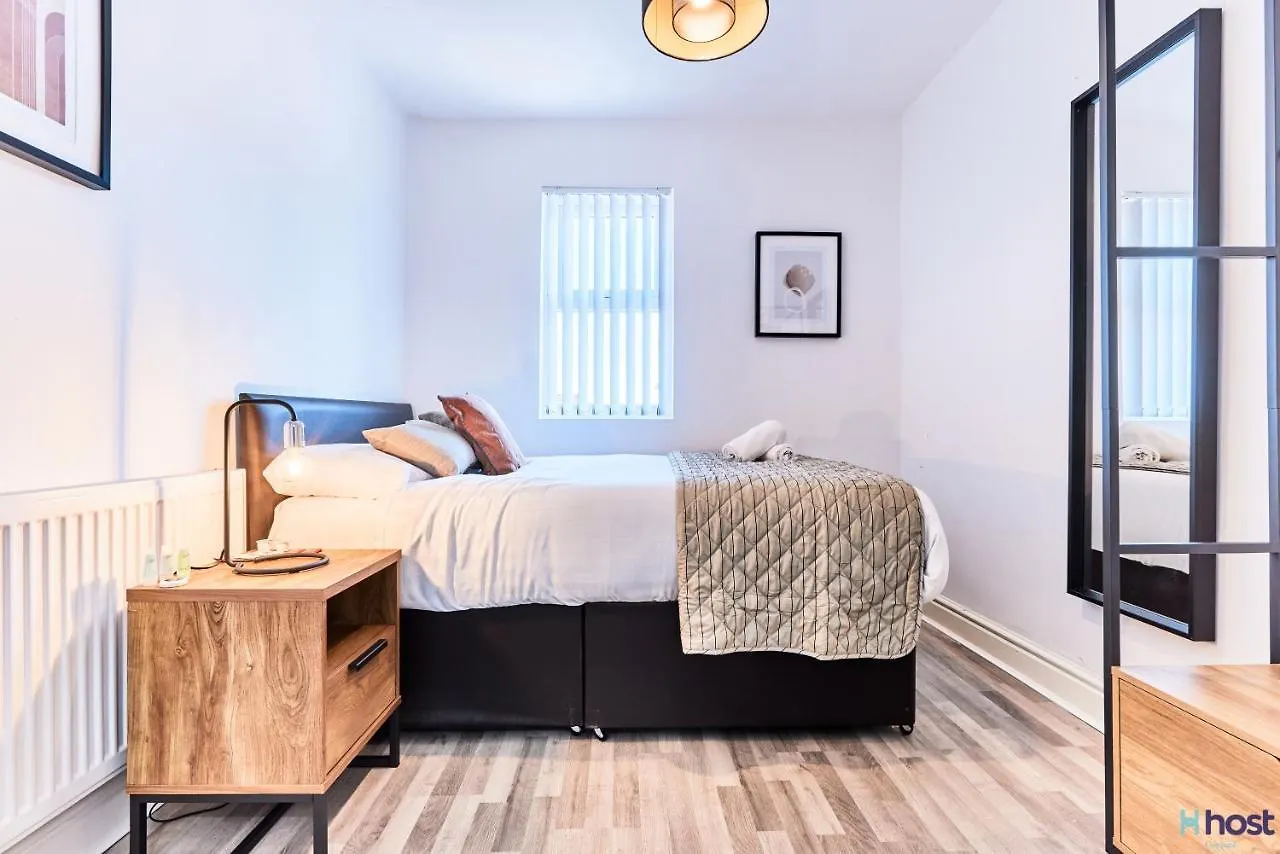 Host Liverpool - Rooms In Spacious Coliving And Coworking Home With Garden